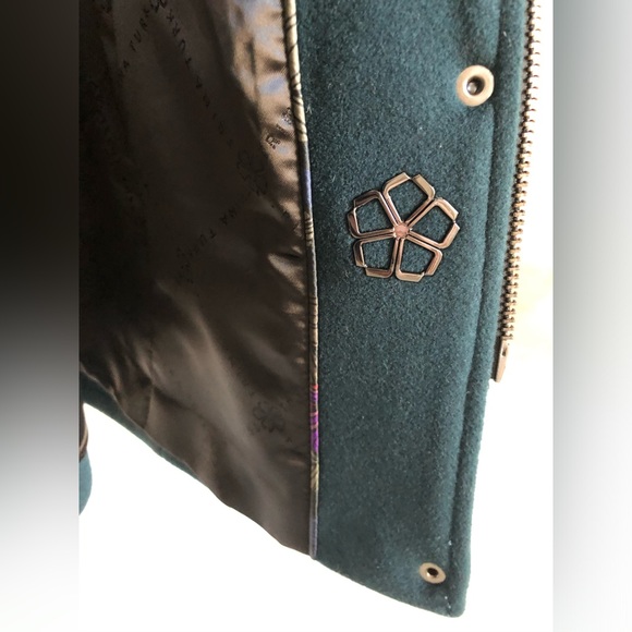 Trina Turk - Teal wool coat with fur trimmed hood - Picture 7 of 10